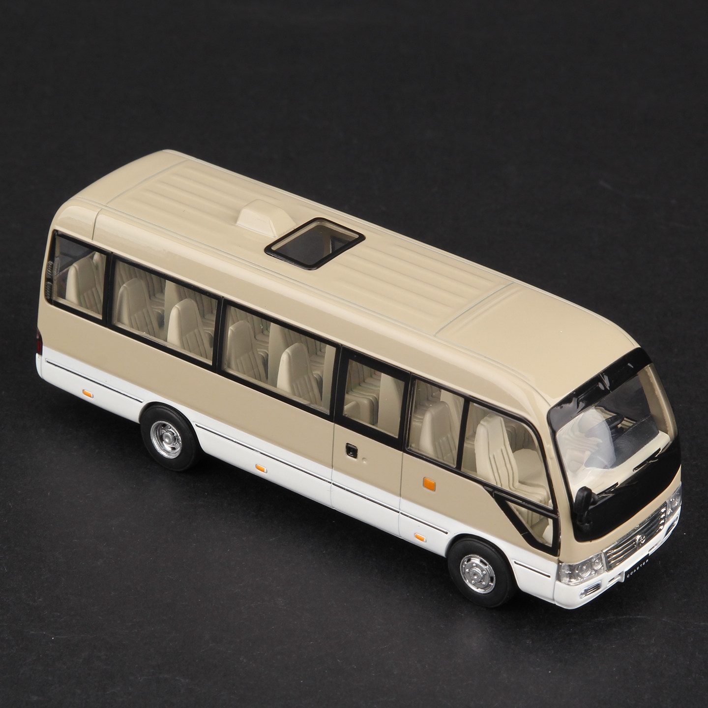 Toyota Coaster 1:64 Voiture en - Die Cast Car 1 64 avis et prix